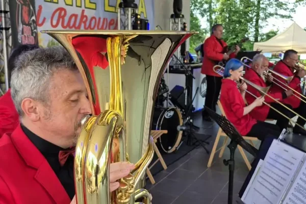 Powitanie Lata w Woli Rakowej z Big Bandem Wiśniowa Góra