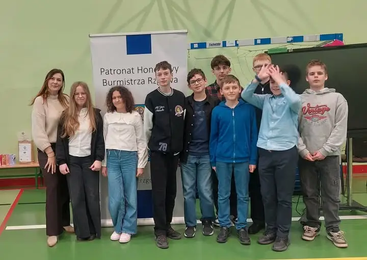 Sukces uczniów z Brojc w konkursach matematycznych w Guzewie