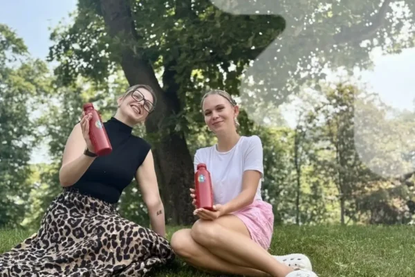 Rada Osiedla Akademickiego UŁ zapewnia bezpłatną wodę dla studentów podczas upałów