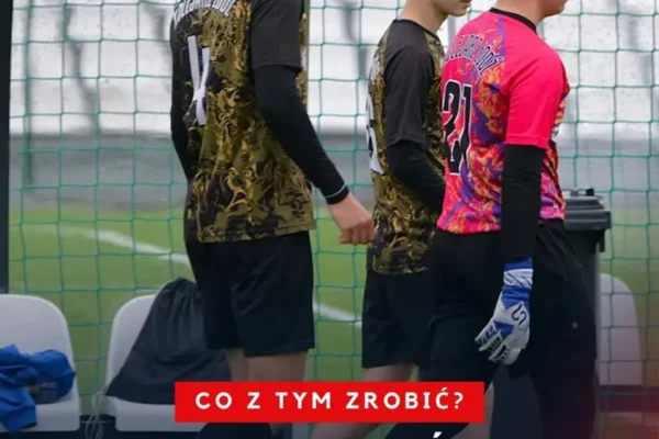 Jak radzić sobie z emocjami dziecka po przegranej? Trenerzy UKS 35 Łódź wyjaśniają