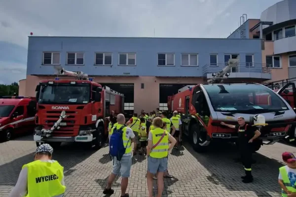 603 osoby na 603. urodziny Łodzi – bezpłatne wycieczki po lotnisku