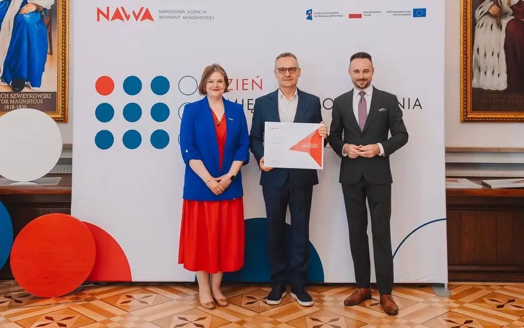 Uniwersytet Łódzki po raz trzeci z rzędu z akredytacją NAWA na kursy przygotowawcze