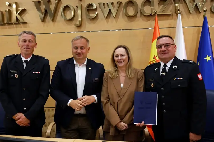 OSP Stefanów z dofinansowaniem na sprzęt dla młodzieżowych drużyn pożarniczych