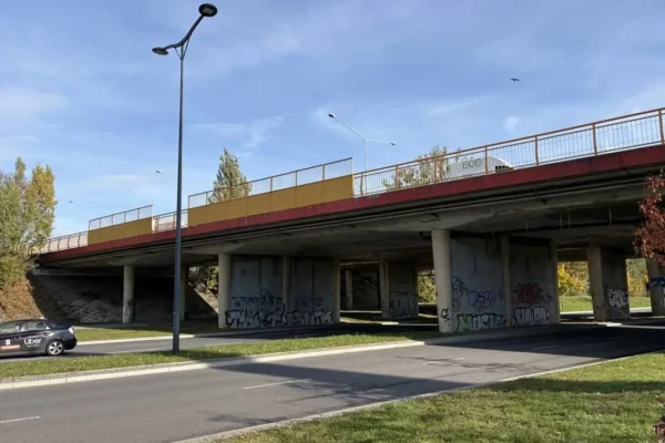 Opóźnienie budowy trasy tramwajowej w Nowym Centrum Łodzi – KIO nakazuje ponowną analizę ofert