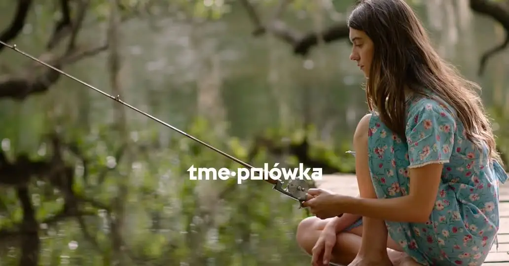 TME Polówka z UniLodz: kino pod chmurką w parku Pałacu Biedermanna