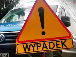 Wypadek na K74 w Wójcinie – trzy pojazdy zablokowały drogę