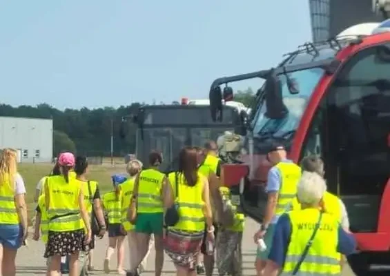11 wycieczek po lotnisku z okazji 603. urodzin Łodzi – podziękowania za frekwencję