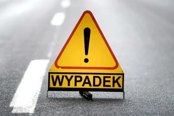 Kolizja na A1 w Wiśniowej Górze: trzy auta, jeden pas ruchu