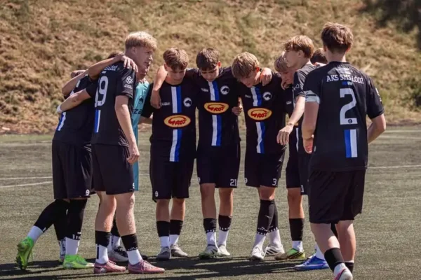 Porażka w CLJ U17: AKS SMS Łódź uznaje wyższość Wisły Kraków
