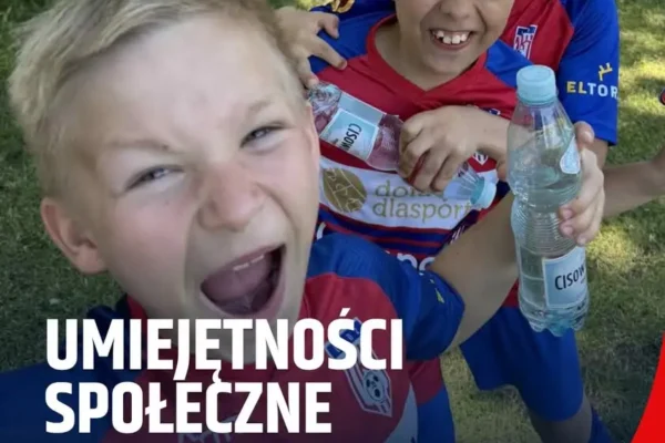 UKS 35 Łódź – Kolejarz: piłka nożna uczy dzieci więcej niż tylko gry