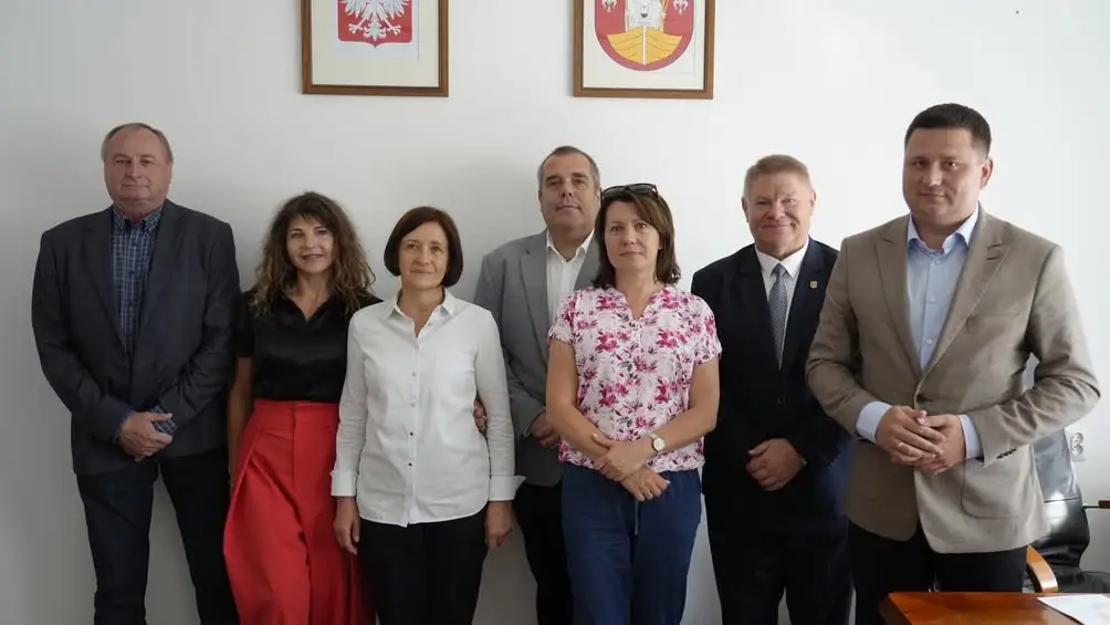 Starostwo Powiatowe w Łodzi może zmienić siedzibę? Spotkanie przewodniczących rad gmin ze starostą
