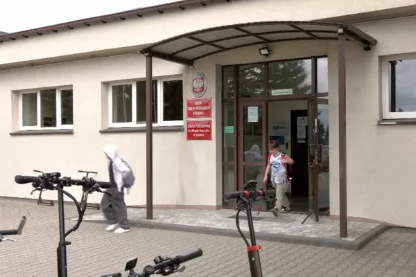 Nowoczesna szkoła w Bukowcu: koniec ze zmianowością i nowe możliwości dla uczniów
