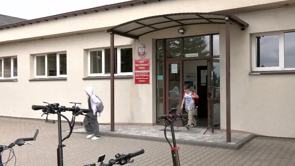 Nowoczesna szkoła w Bukowcu: koniec ze zmianowością i nowe możliwości dla uczniów