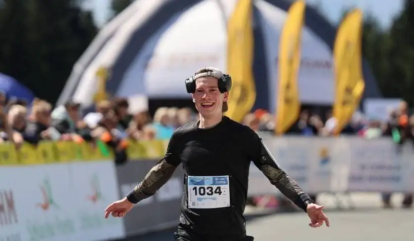 Policjant z Piotrkowa Trybunalskiego szósty w Jakuszyckim Półmaratonie