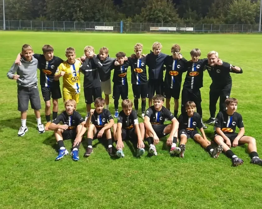 Młodzicy AKS SMS Łódź gromią Zjednoczonych Stryków 5:1 w B2 LO