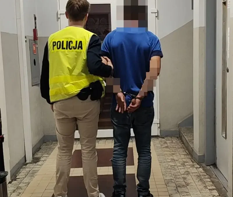 Wieluń: 71-latka nie dała się oszukać metodą „na policjanta”. Zatrzymano 32-latka