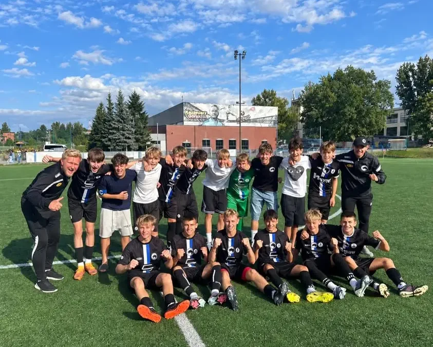 AKS SMS II Łódź rozgromił Stal Głowno 7:0 w lidze U15/U16