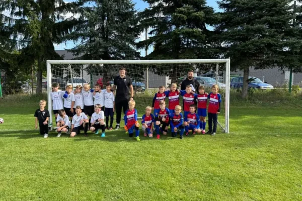 Rocznik 2017 z UKS 35 Łódź po pierwszym meczu ligowym w systemie 7×7