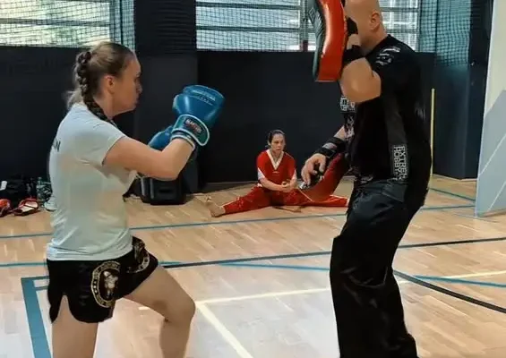 Mistrzostwa Służb Mundurowych w Kickboxingu w Łodzi — trwają zmagania