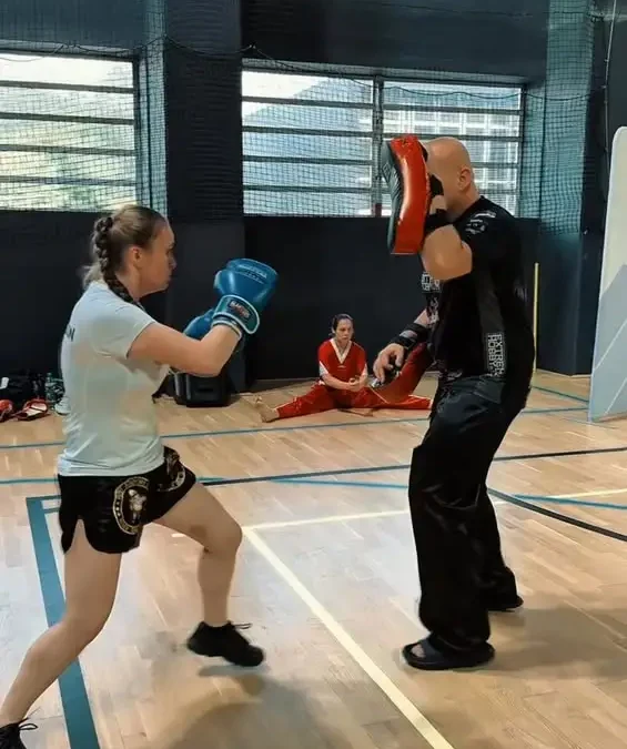 Mistrzostwa Służb Mundurowych w Kickboxingu w Łodzi — trwają zmagania