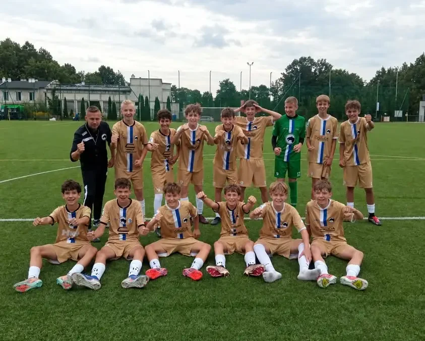 AKS SMS II Łódź rozgromił Łódzki Klub Sportowy 10:0 w meczu U15