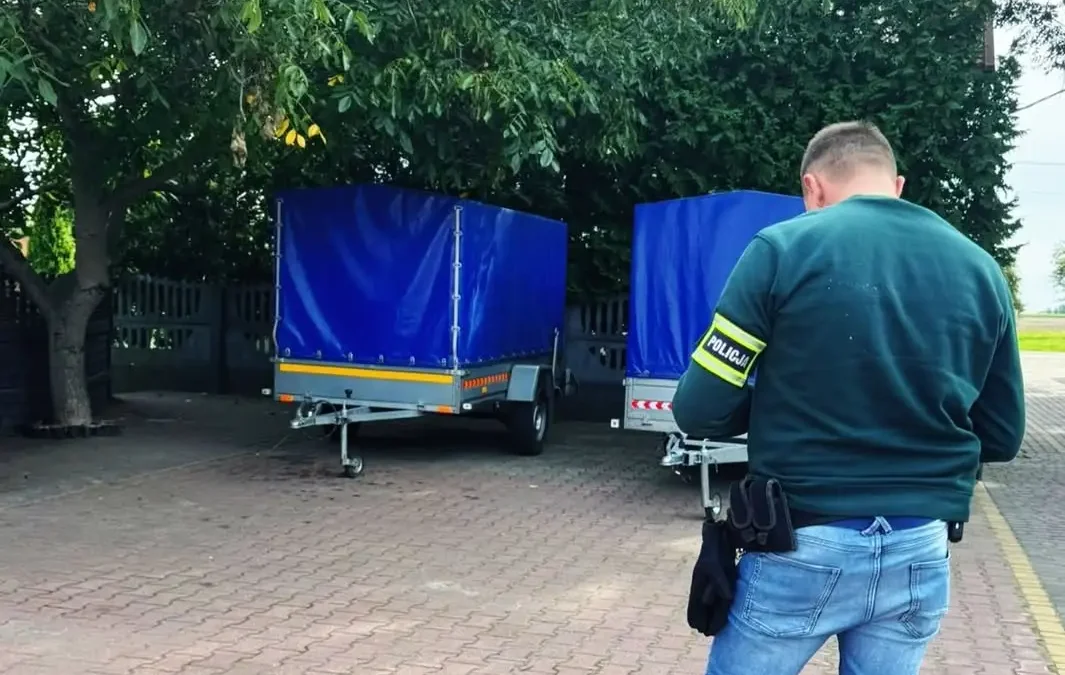Skierniewice: kryminalni odzyskali pięć przyczep i zatrzymali dwóch mężczyzn