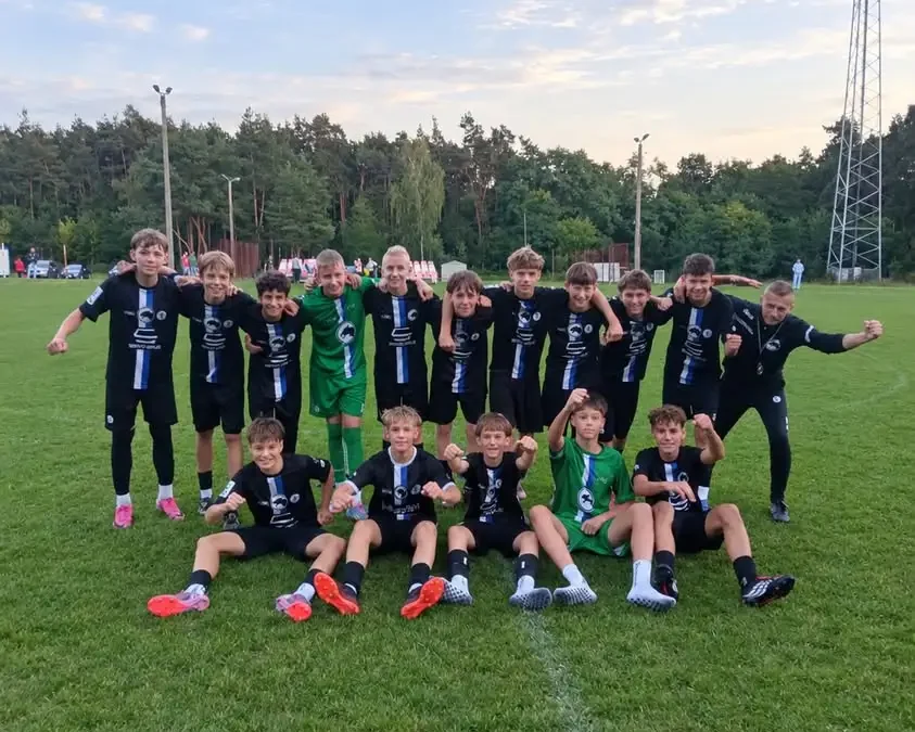 AKS SMS II Łódź rozgromił UKS Bzura Ozorków 15:0 w meczu U15