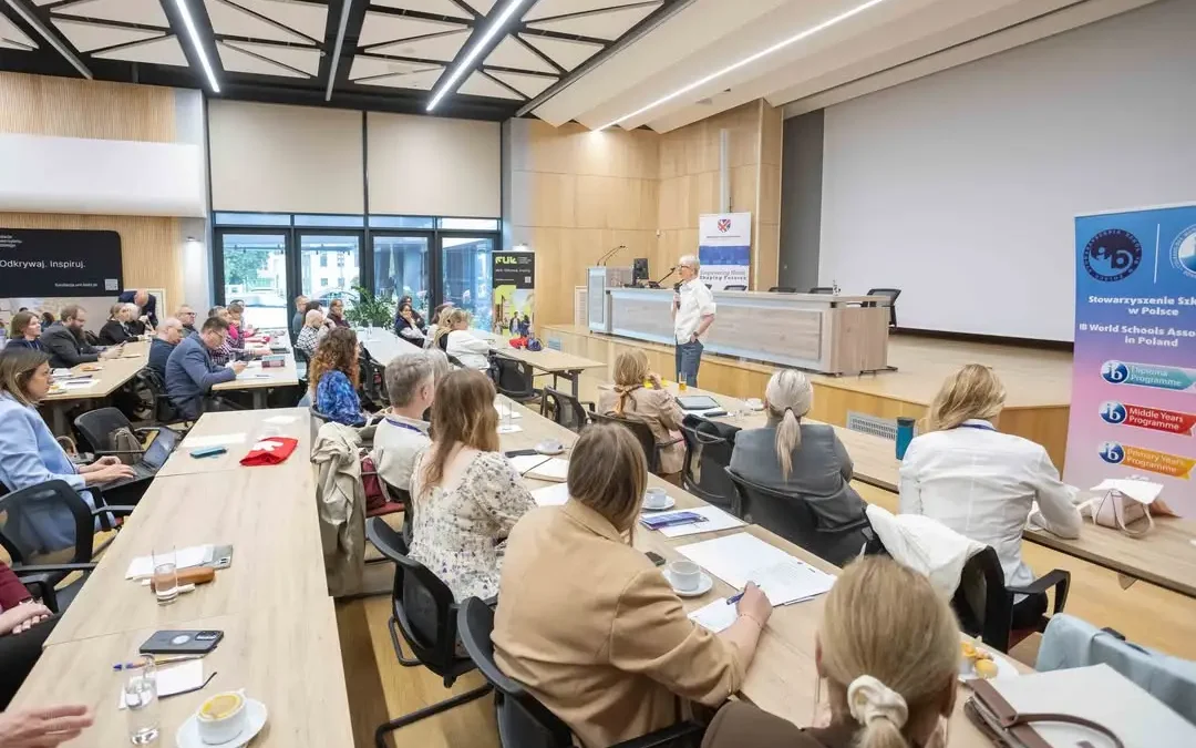 Konferencja Szkół IB w Łodzi: edukacja specjalna, e-matura i AI w centrum uwagi