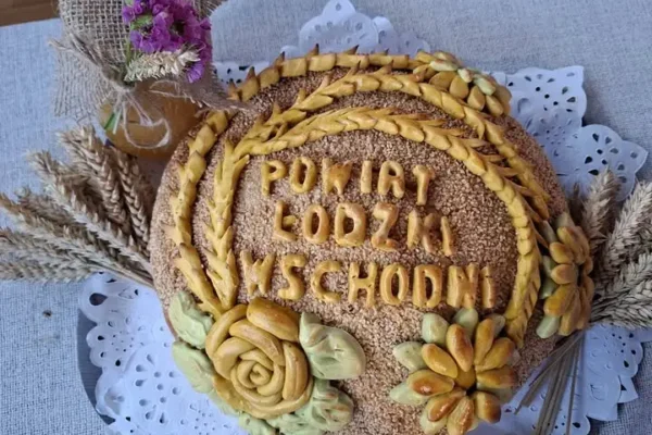 Powiatowa Biesiada Dożynkowa w Wiśniowej Górze – relacja z wydarzenia