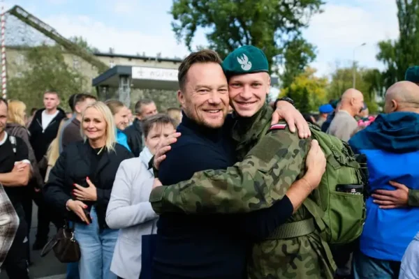 Przysięga wojskowa 169 przyszłych lekarzy w Wojskowej Akademii Medycznej